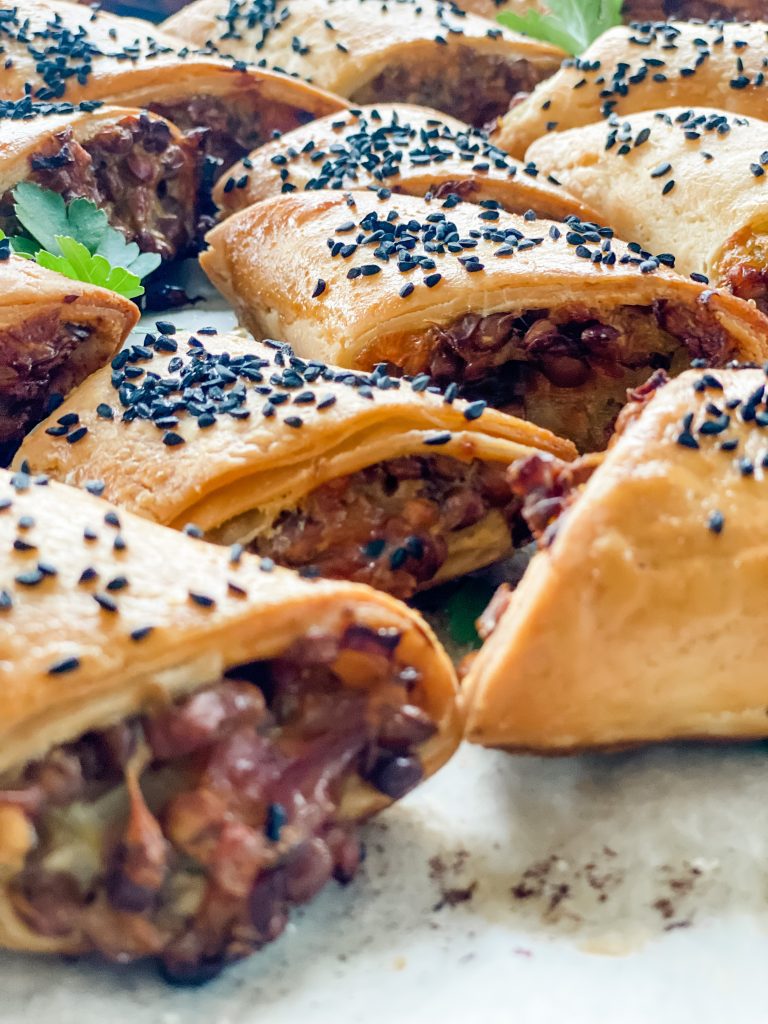 Vegetarian sausage rolls, Vegetarian sausage rolls (that can also be made to be gluten free)