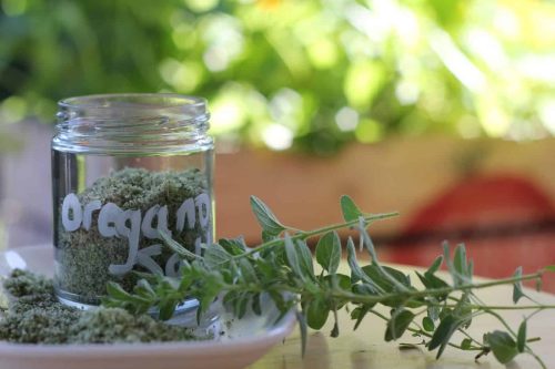 Oregano salt