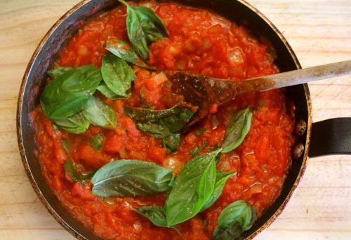 Tomato & basil sauce