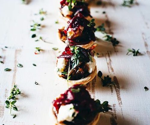 Mini caramelised onion tarts